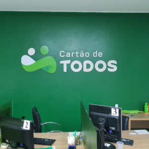 Frase de inspiração decorativa (" O gerente...) PVC 1,5 m